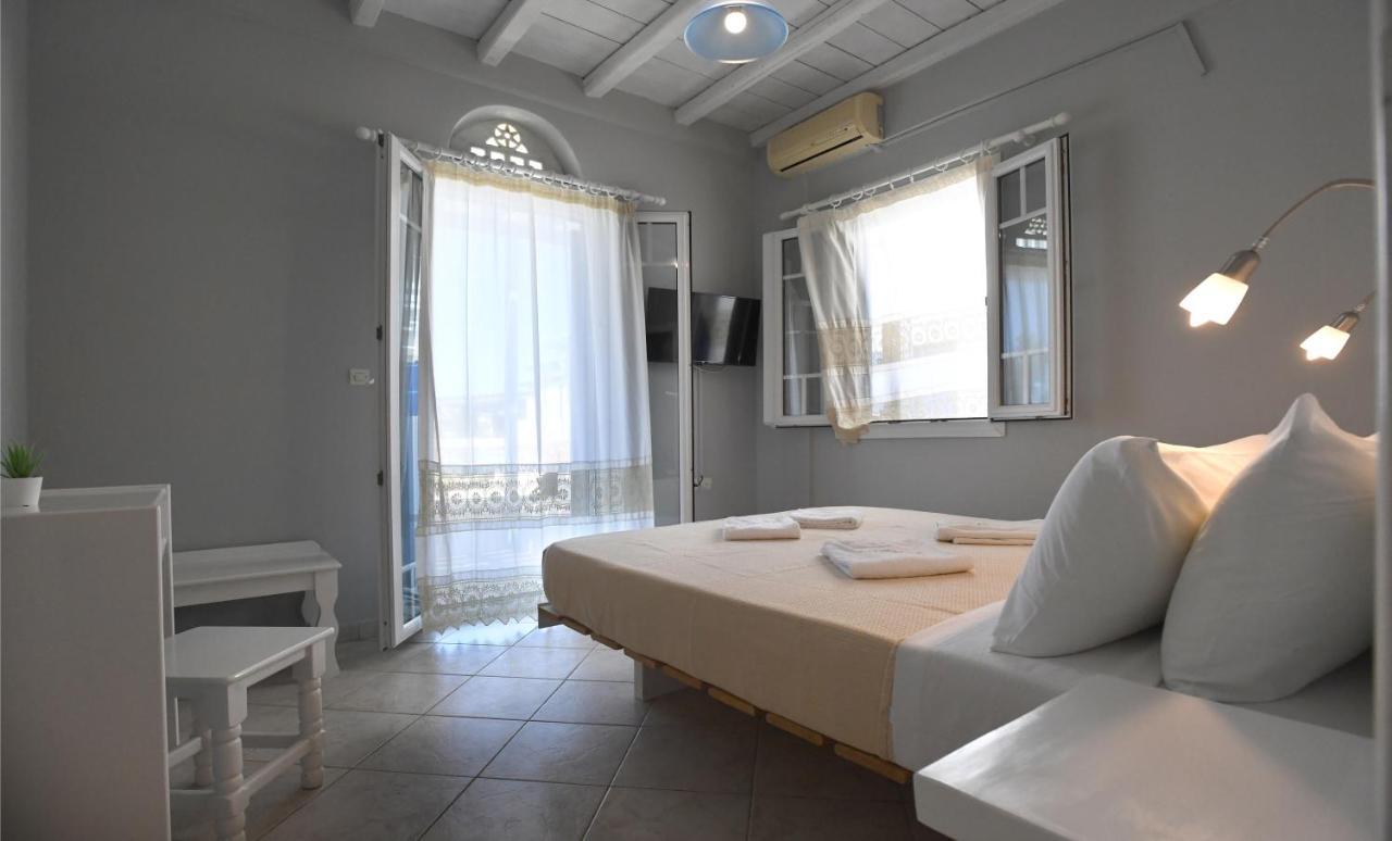Nostos Beachfront Apartments & Studios 아기오스 이오니스 외부 사진