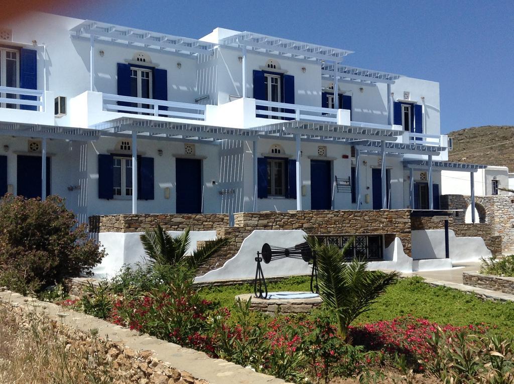 Nostos Beachfront Apartments & Studios 아기오스 이오니스 외부 사진
