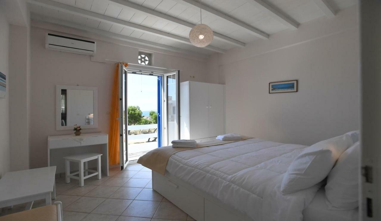 Nostos Beachfront Apartments & Studios 아기오스 이오니스 외부 사진
