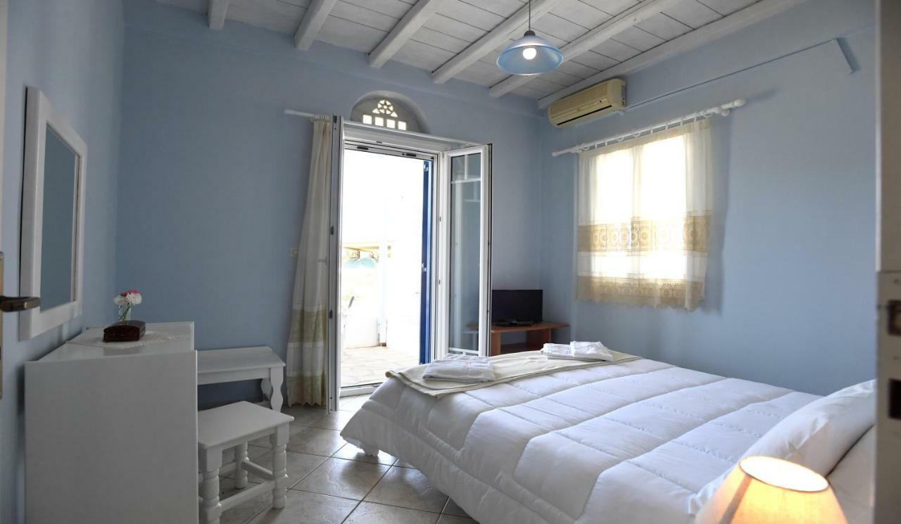 Nostos Beachfront Apartments & Studios 아기오스 이오니스 외부 사진