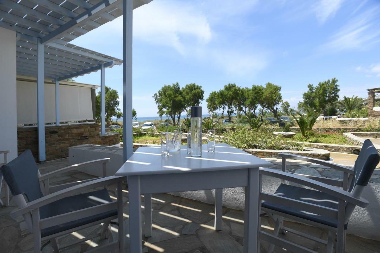 Nostos Beachfront Apartments & Studios 아기오스 이오니스 외부 사진
