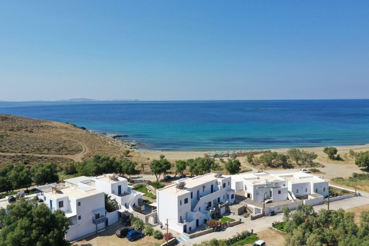 Nostos Beachfront Apartments & Studios 아기오스 이오니스 외부 사진